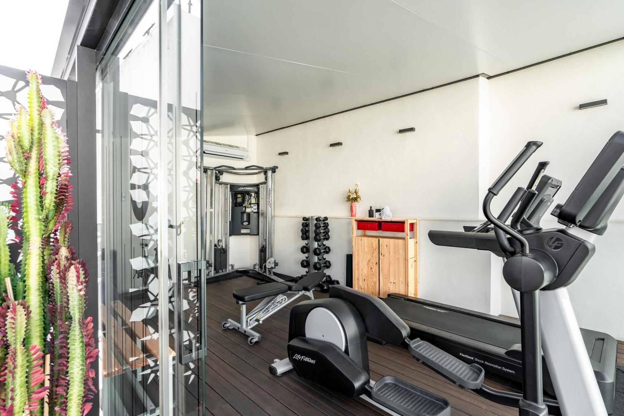 Unuk 5* Sevilla