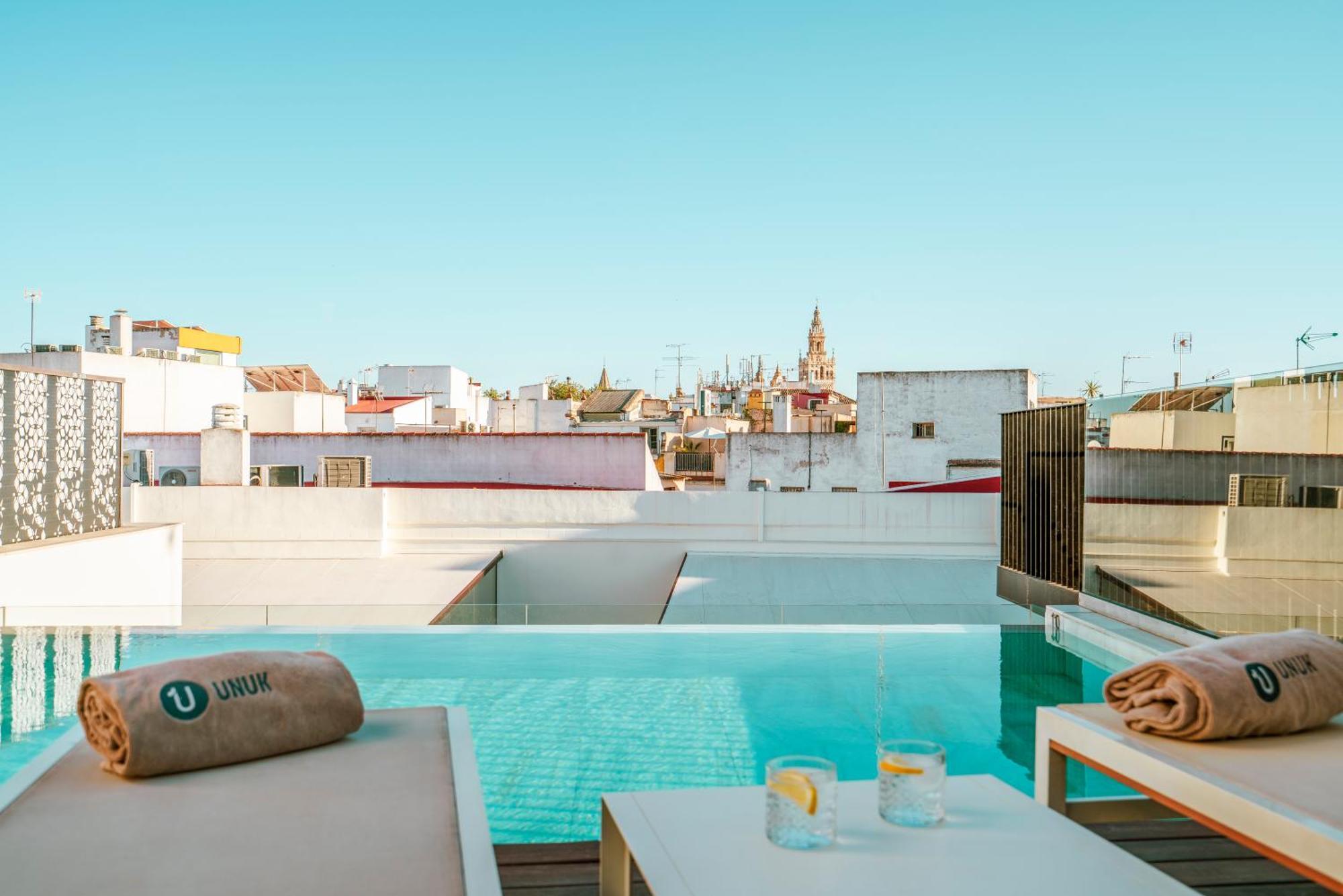 Unuk 5* Sevilla