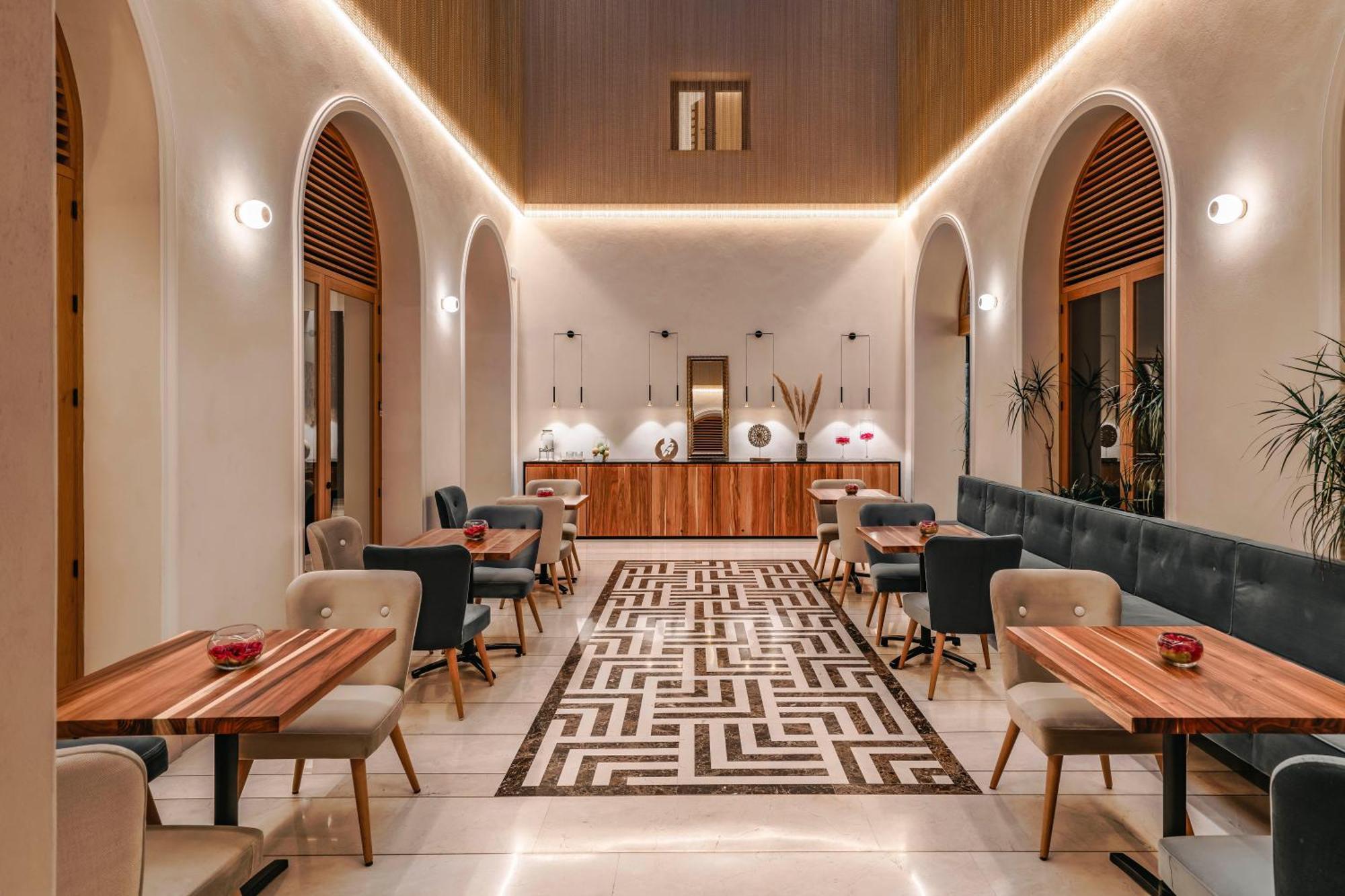 Unuk Hotel 5*